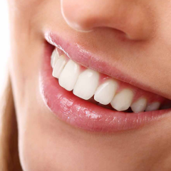 Bọc Răng Sứ Thẩm Mỹ